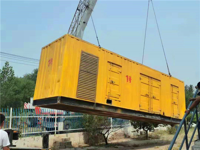 玉溪300KW柴油发电机组油耗是多少?